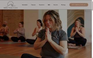 Waves Yoga Studio of Manitowoc website