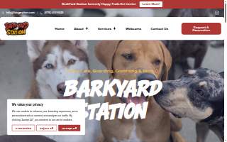 BarkYard Station (formerly Happy Trails Pet Center) website