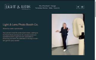Light & Lens Photo Booth Co. website