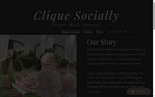 Clique Socially website